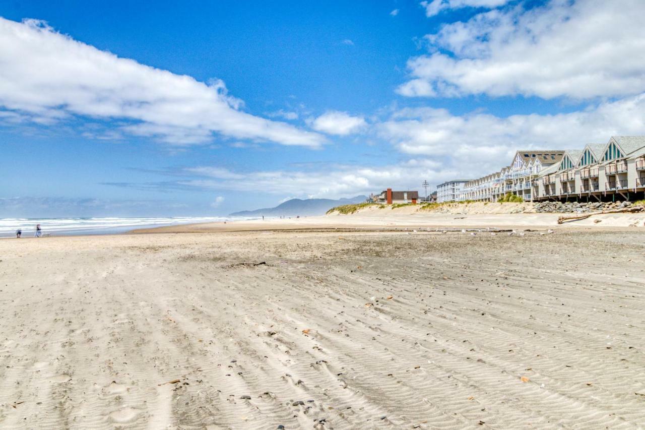 Rockaway Breeze Villa Rockaway Beach Exterior photo